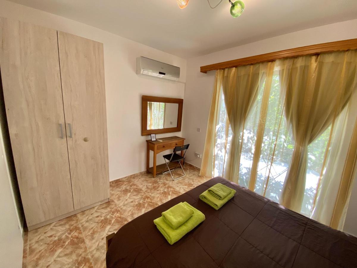 Moutallos Rooms Inn Homes Paphos Luaran gambar
