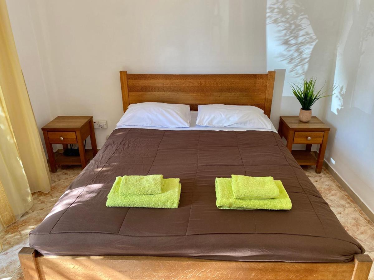 Moutallos Rooms Inn Homes Paphos Luaran gambar